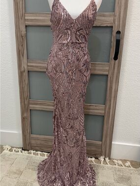 green emerald velvet dress Portia and Scarlett PS24812 Long Prom Dress Pink / 8